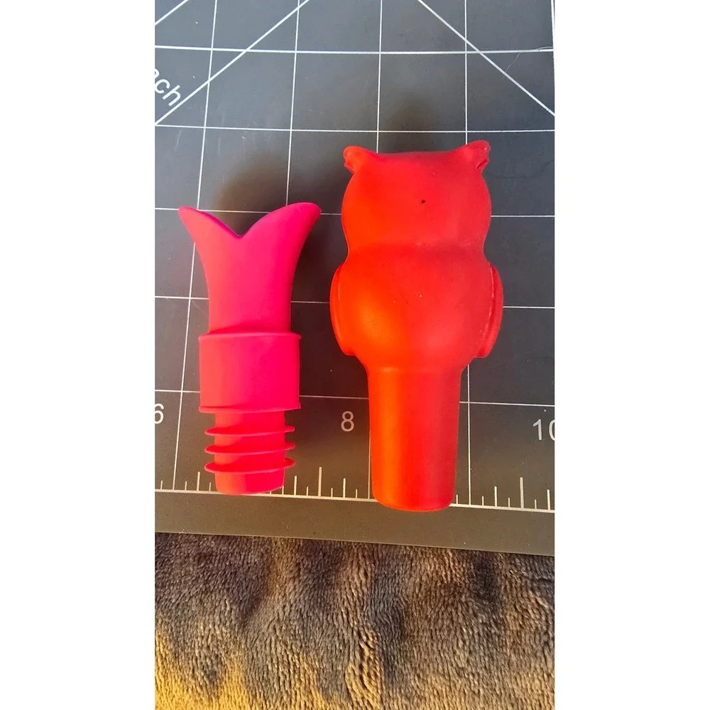 Silicone Wine Bottle Stoppers Set Pink Heart and Red Owl Reusable Barware Plugs